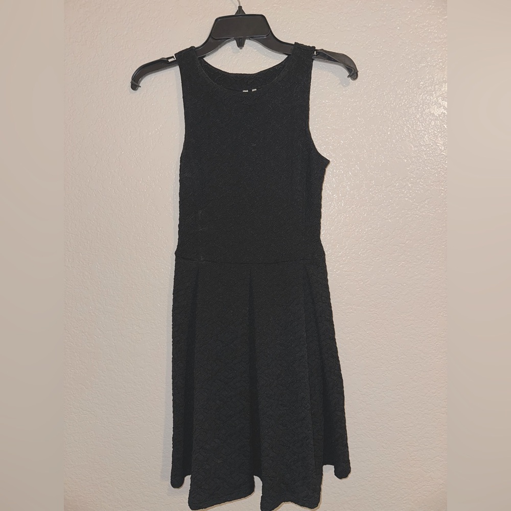 Elegant Black textured Dress